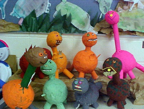 dragones papel mache