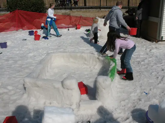 fuertes en la nieve