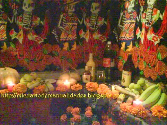 Ofrenda o altar del día de Muertos