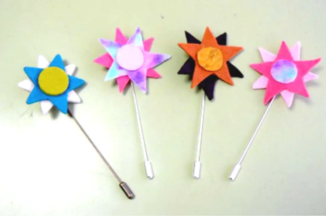 Identidad luego biblioteca Broches con moldes de Estrellas -Manualidades Infantiles