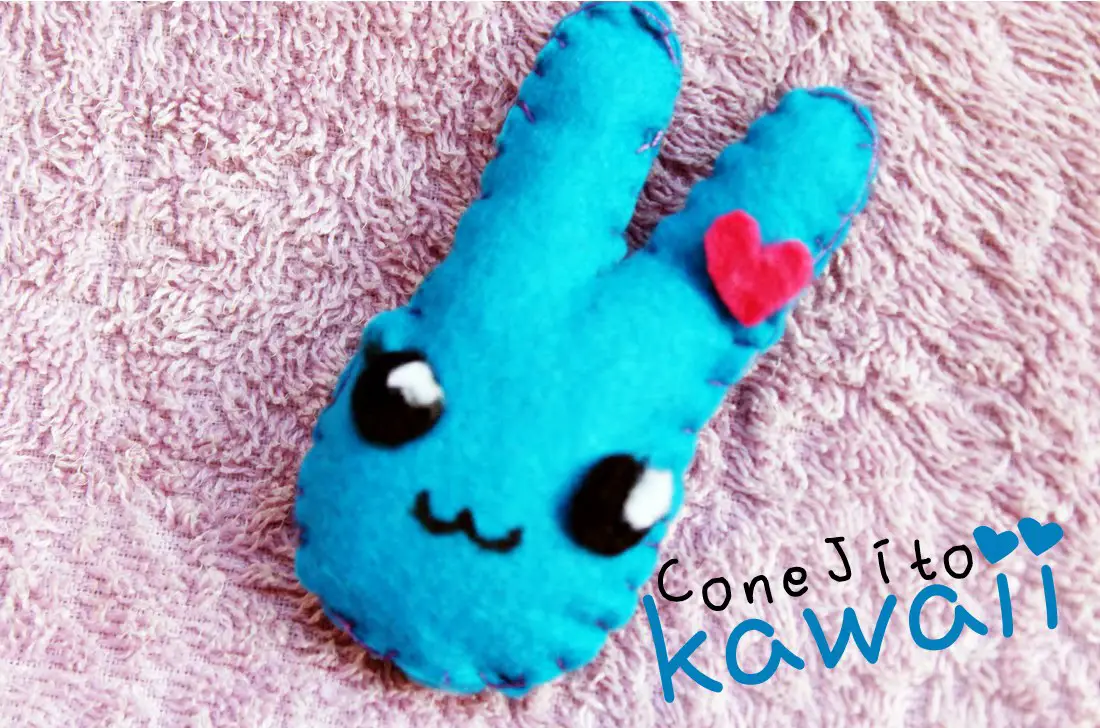 Conejito de fieltro Kawaii