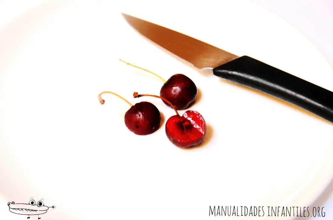 Cortar las frutas para los ojos del sol Cortar las frutas para los ojos del sol