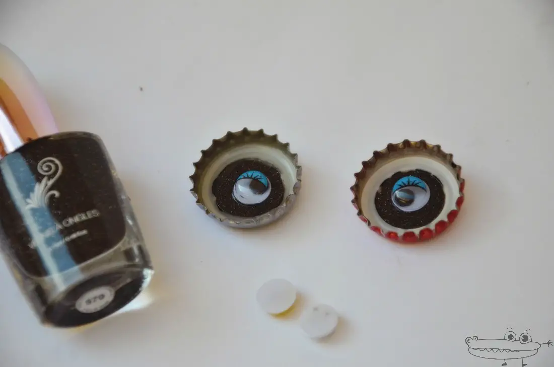 Como hacer ojos de refresco reciclado