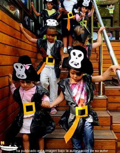 Adelantar Decepción comerciante Disfraz de pirata rápido y fácil -Manualidades Infantiles