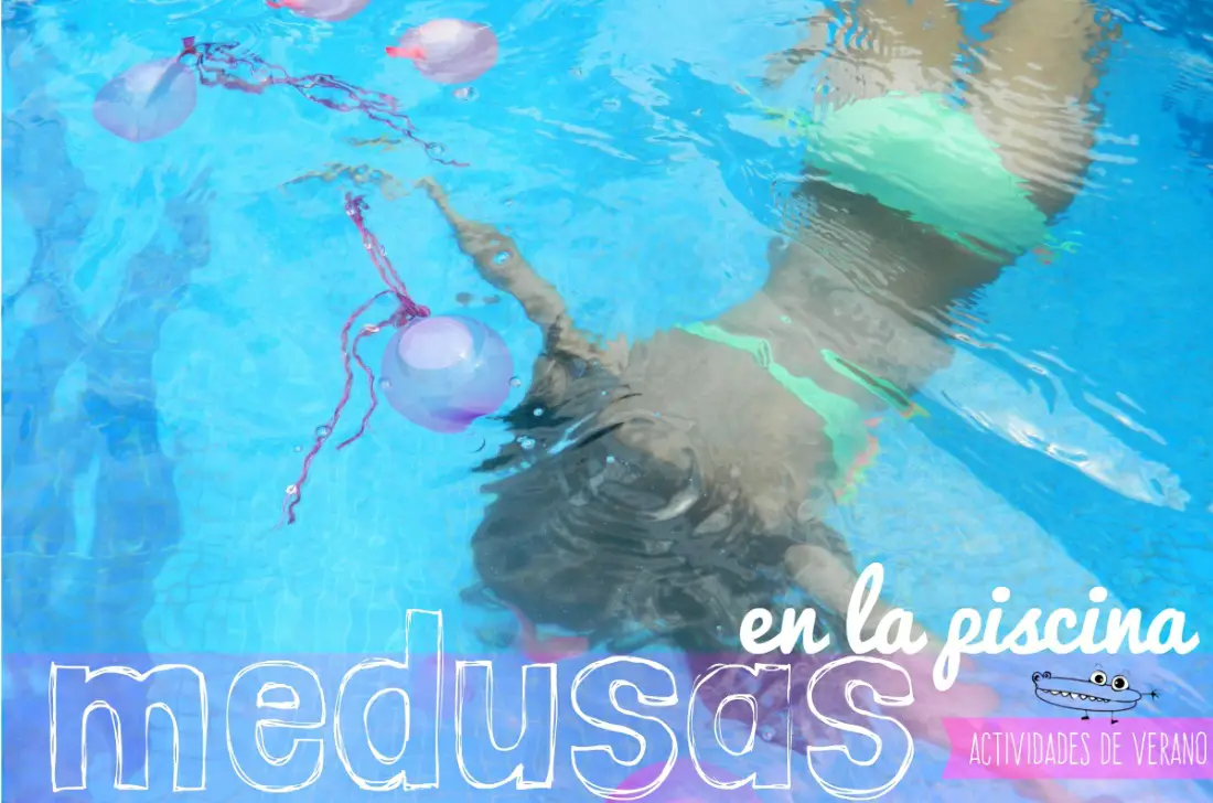 Juego de medusas en la piscina