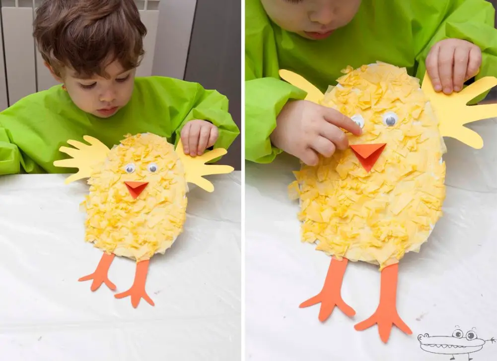 Pollito de Pascua con papel de seda -Manualidades Infantiles