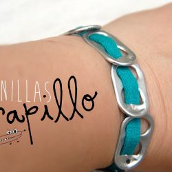 Pulsera de chapas y trapillo