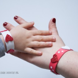 Pulseras de goma eva para el Dia de la Madre