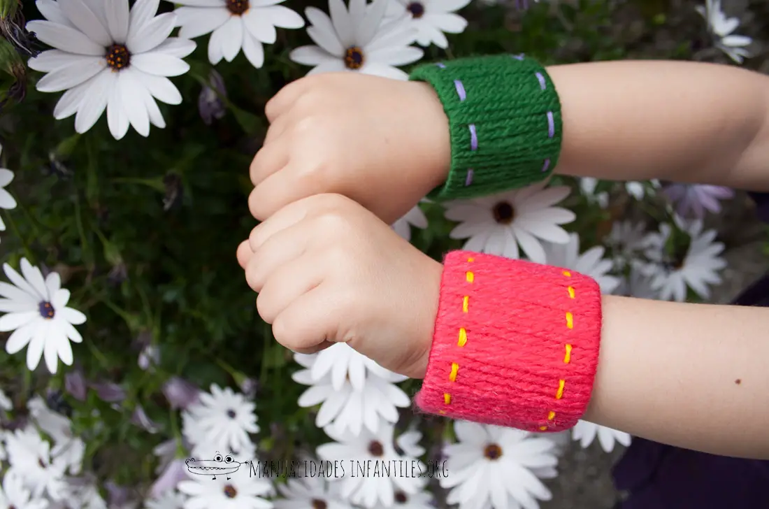 Pulseras de lana recicladas