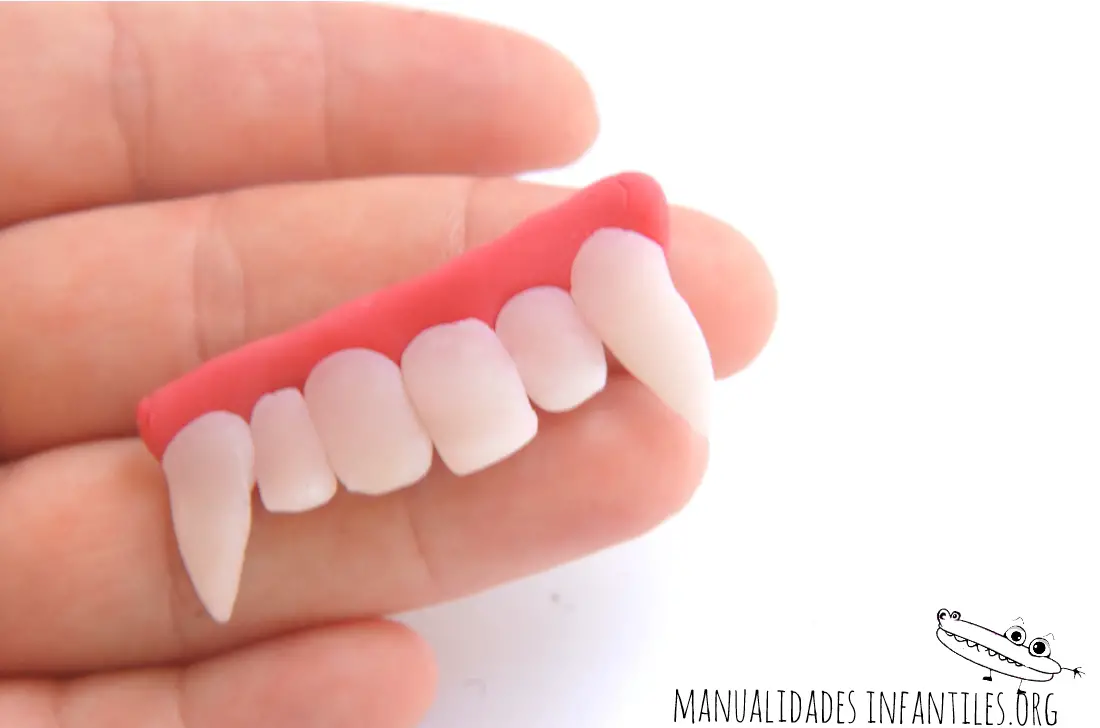 Tutorial dientes de vampiro