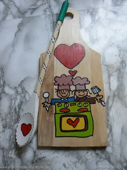 tabla de madera decorada para mama