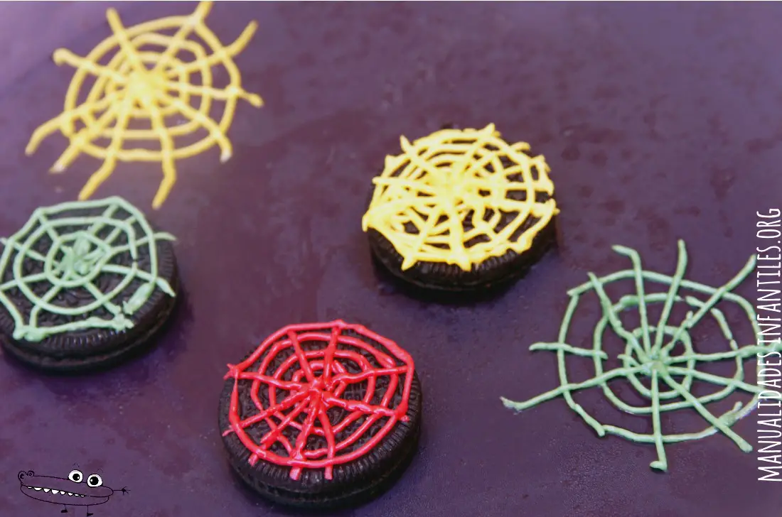 como hacer galletas oreo telaraña