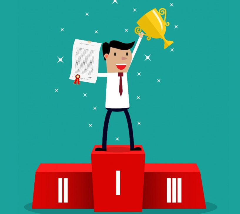 ganador del sorteo del Disfraz de Halloween ganador del sorteo del Disfraz de Halloween