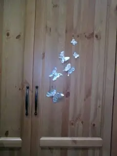 Mariposas con Latas de Refrescos