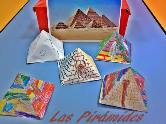callejón Obediente Producto Pirámides Egipcias de Papel para Imprimir -Manualidades Infantiles