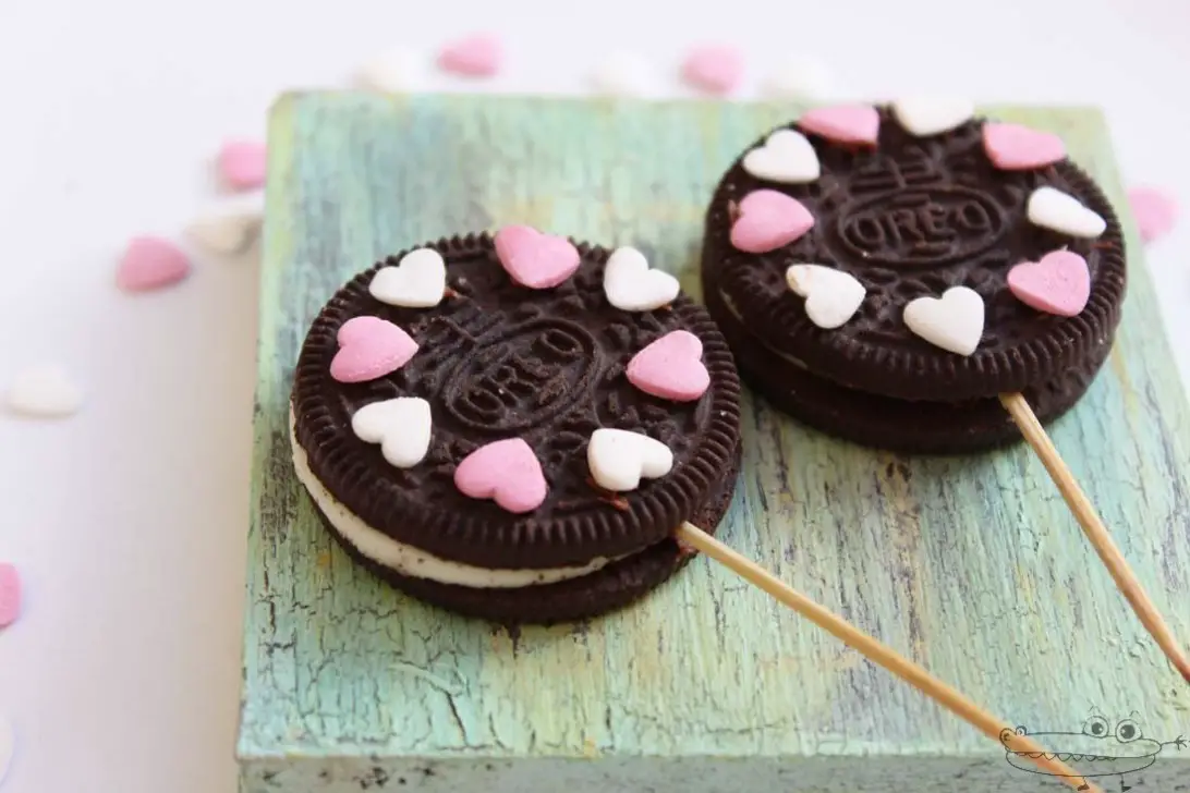 pop cakes de san valentin con oreo