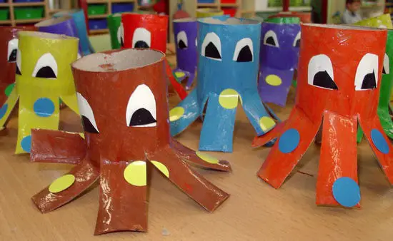 Pulpo con rollo de Papel Higienico -Manualidades Infantiles