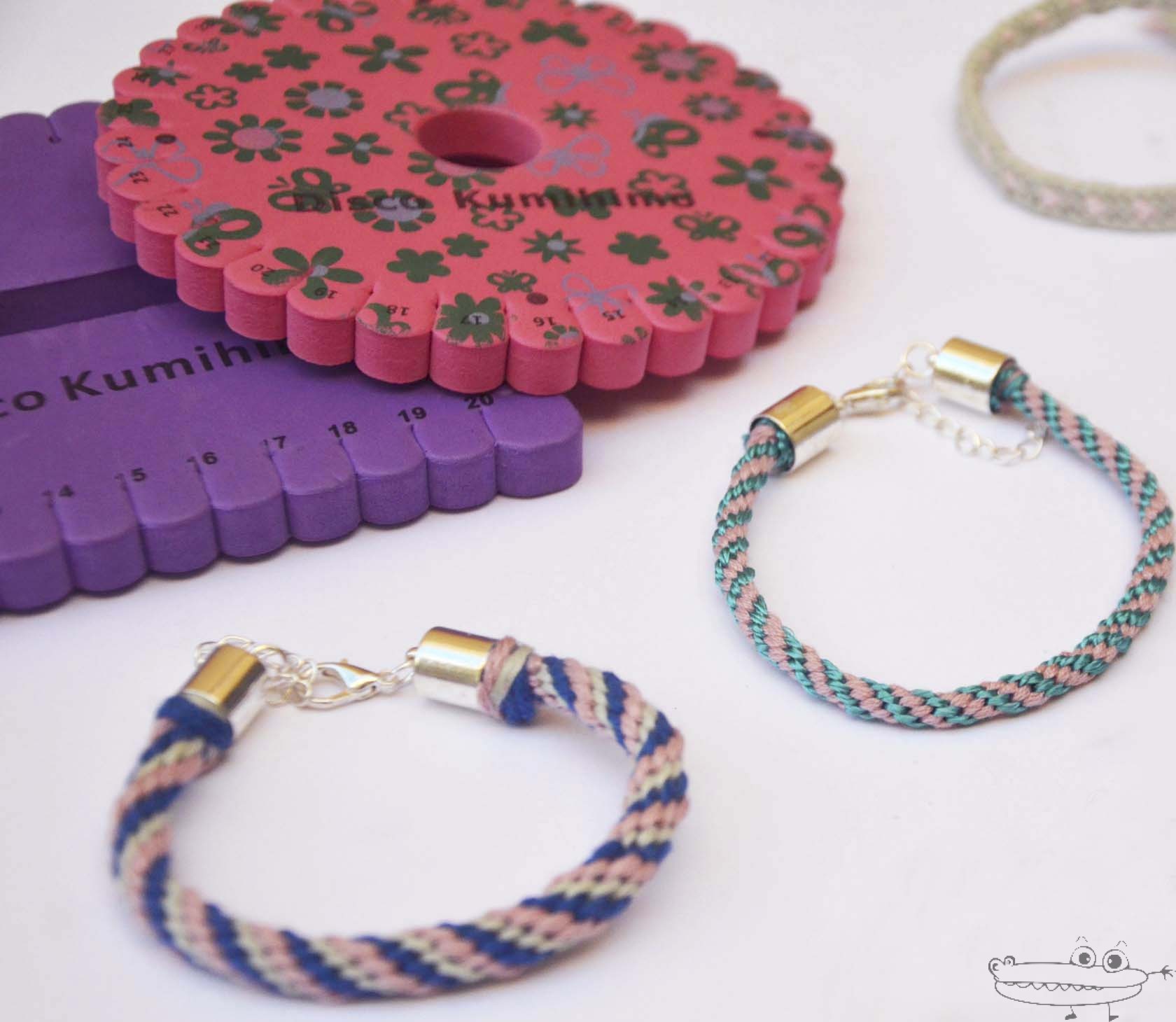 Pulseras en espiral -Manualidades Infantiles