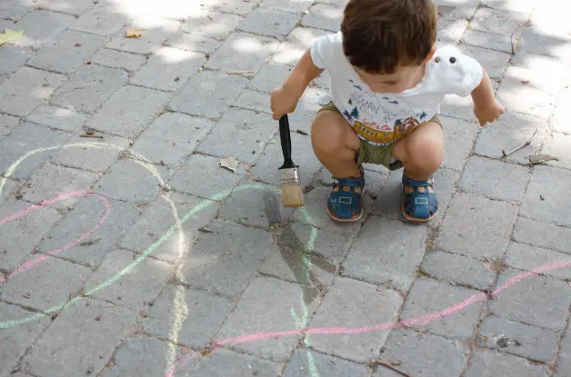 seguir las lineas con agua