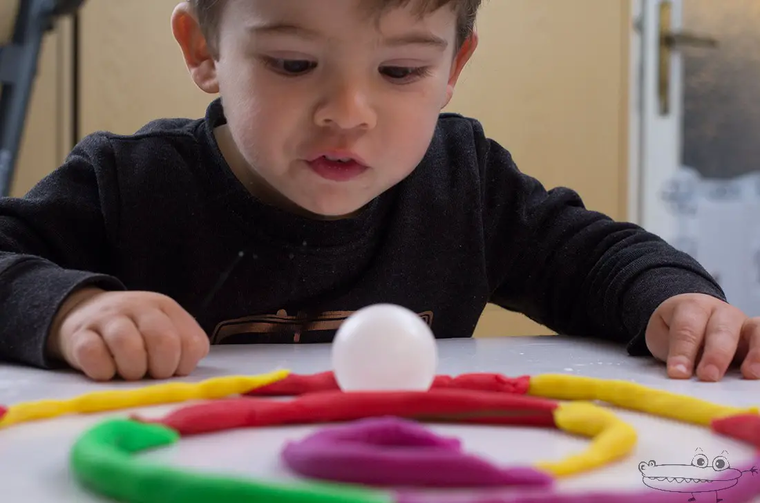 Resultado de imagen de NIÑOS SOPLANDO